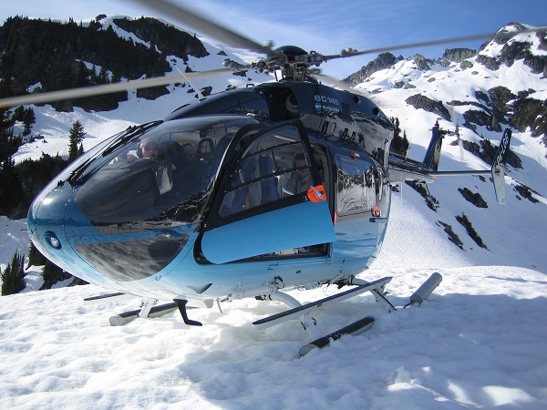 helicopter-charter-snow
